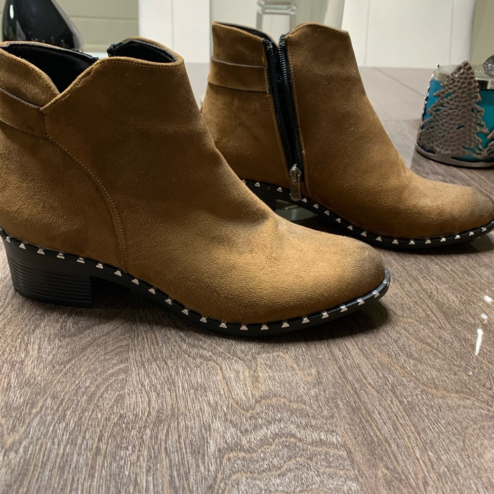 Brown boots